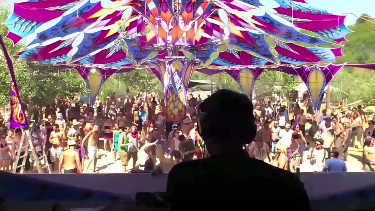 Flow Festival 2015 - Dj Genesis