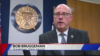 Texarkana, Texas refinances bonds to cut expenses
