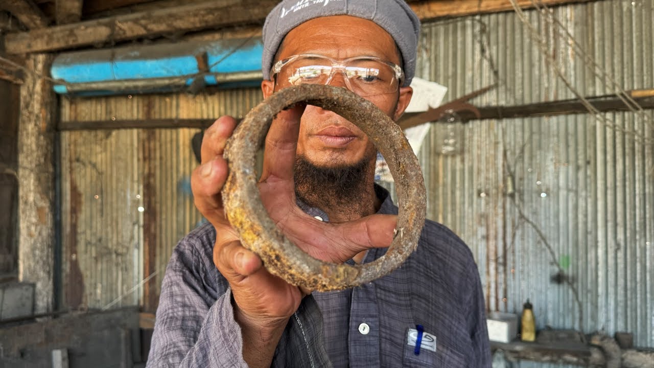 Full and clear process of a Kopis knife making by Roseth