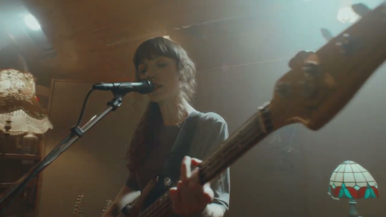 Daughter - Future Lover (Live at Middle Farm Studios)