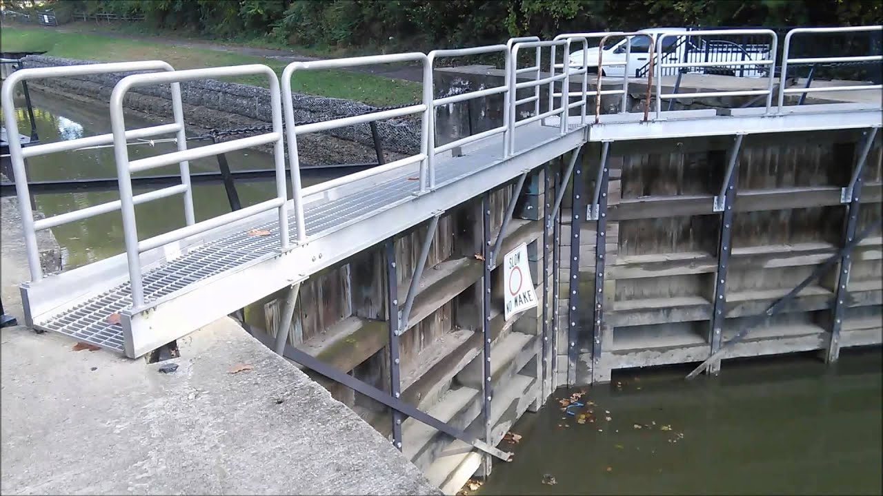 Zanesville Ohio Lock 10 Hiking Trail Muskingum River Close Lock Tour