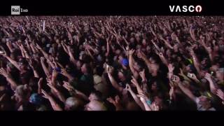 Video thumbnail of "Vasco Rossi - Senza parole (Live Modena Park 01.07.2017)"