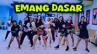 EMANG DASAR | PASTI BAKAL KEBOBOLAN | TIKTOK VIRAL | CHOREO ZIN CHICIE