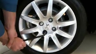 Changing a tyre part 2