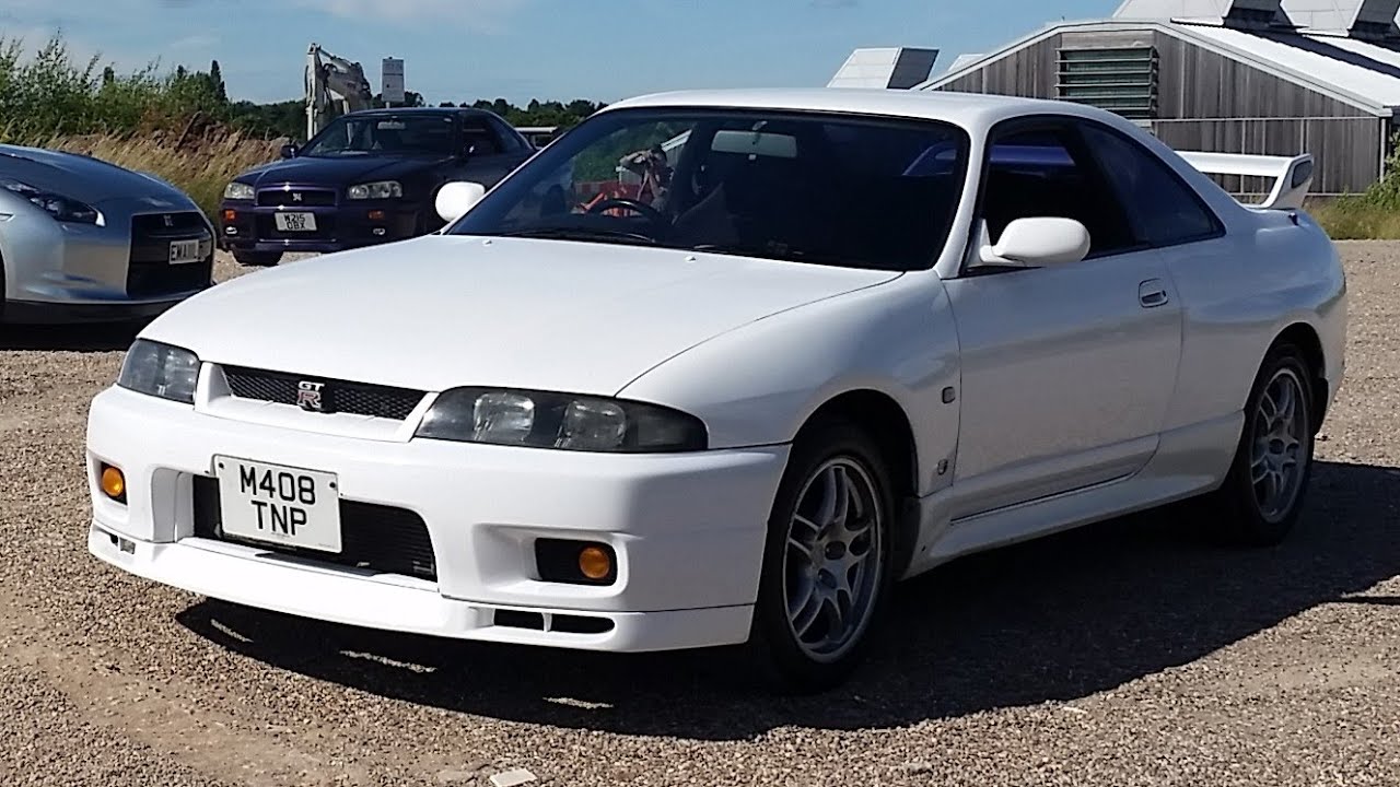 Ниссан skyline r33