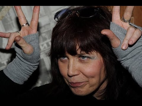 Юля Неволина (День