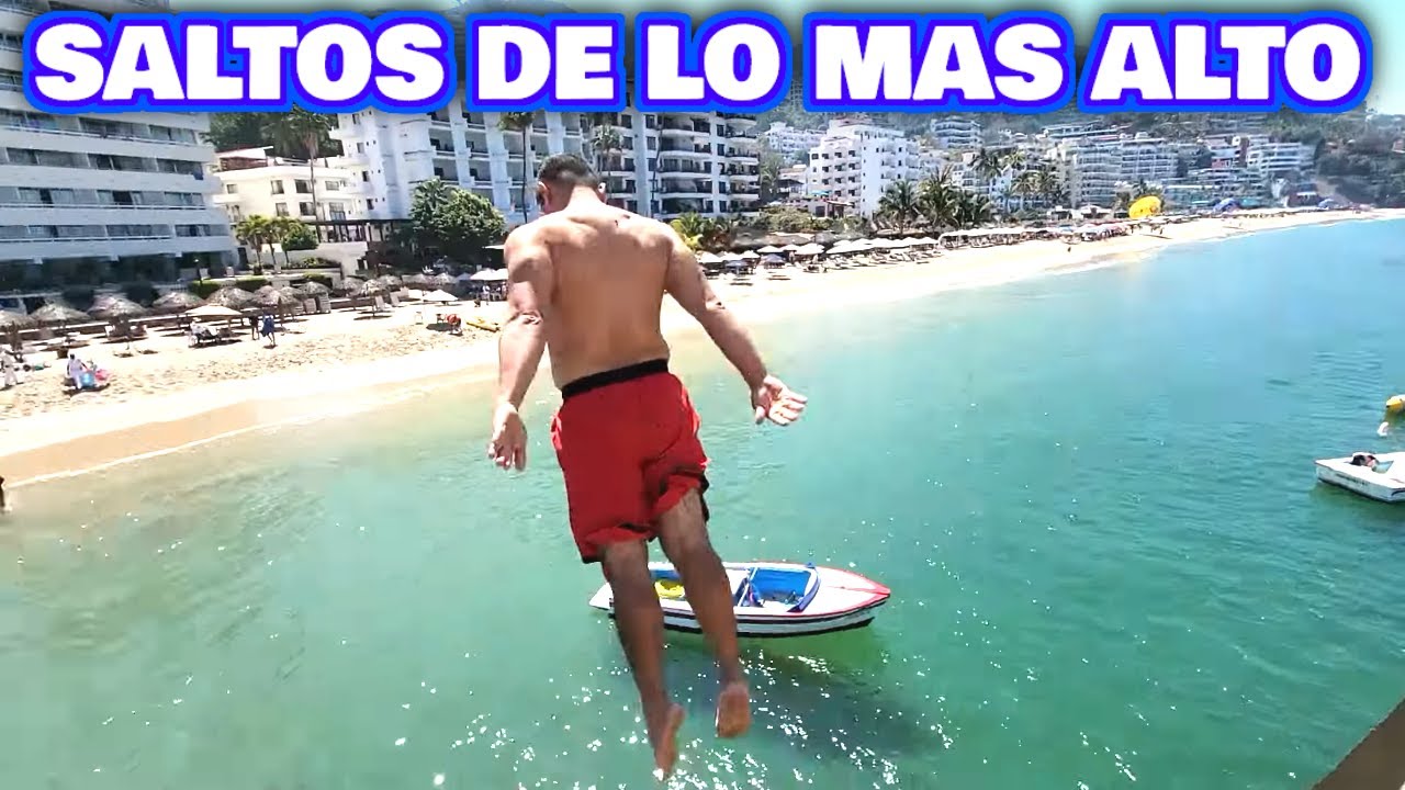 Saltos extremos en el Malecon de Puerto Vallarta