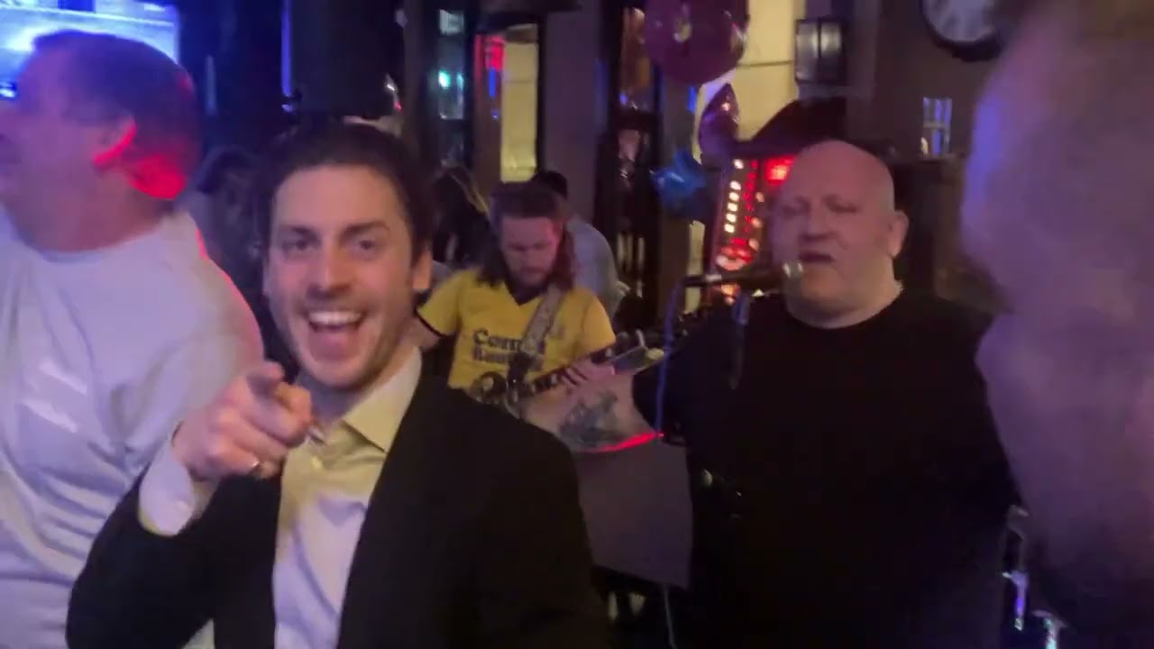 The Ob1’s . Don’t Look Back in Anger . The Prince of Wales Wimbledon.  25.2.22