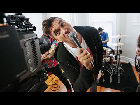 New Found Glory - Stay Awhile (Behind The Scenes)