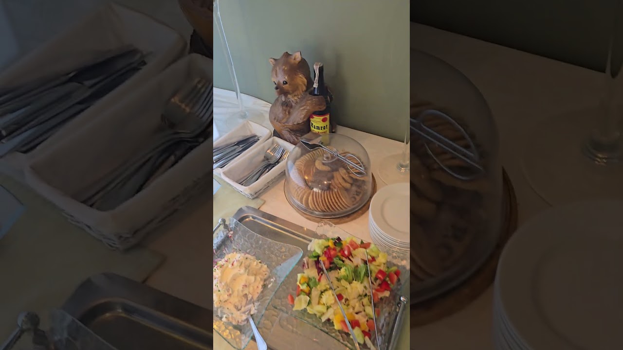 достаточно не плохой завтрак в Villa Plaza Варшава. 