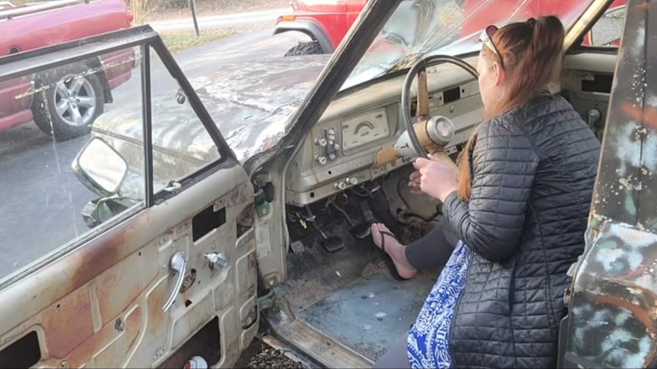 CRANKING & STALLING | 1963 JEEP GLADIATOR | WON'T START OR STAY CRANKED