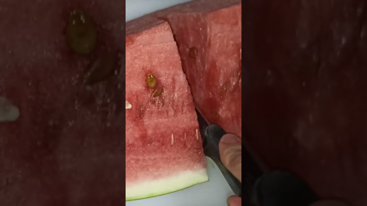 THE REFRESHING CUT OF WATERMELON