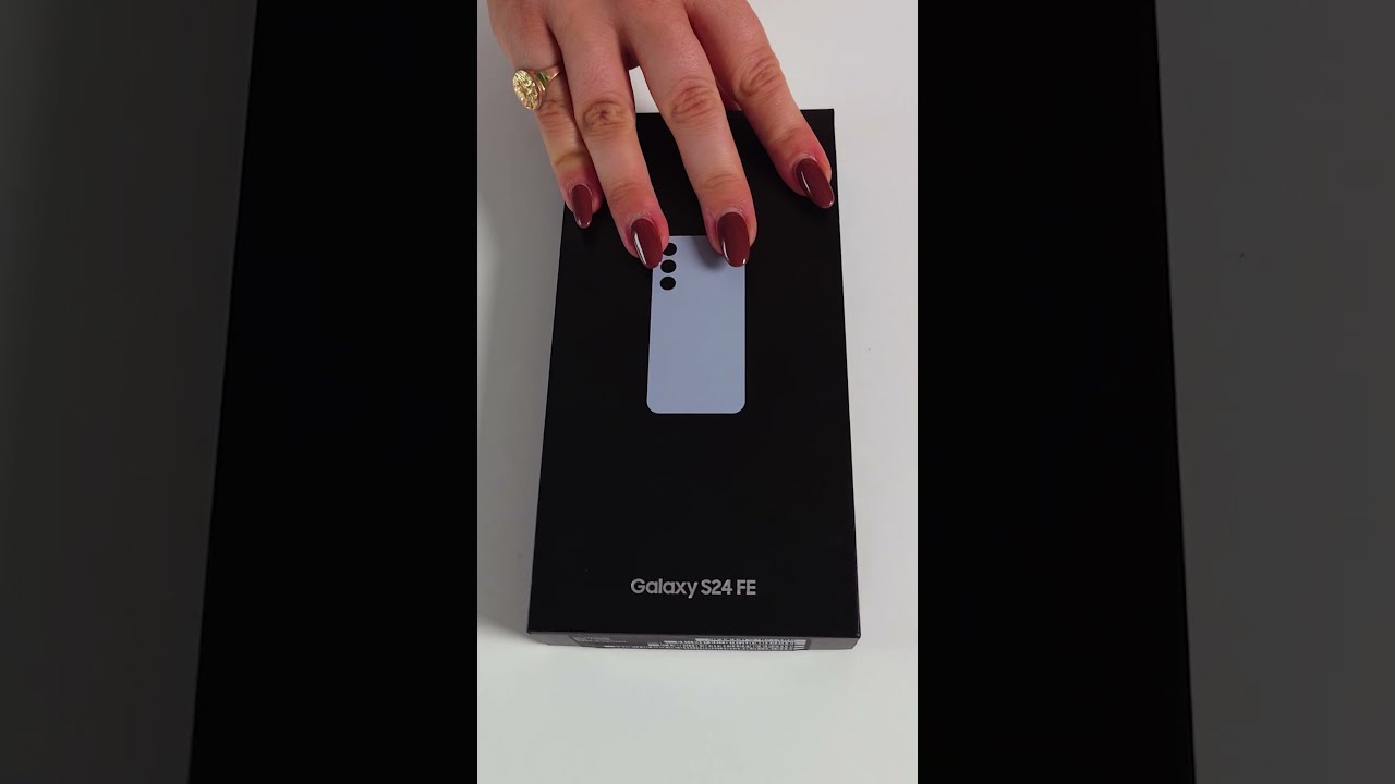 UNBOXED The New Samsung Galaxy S24 FE 