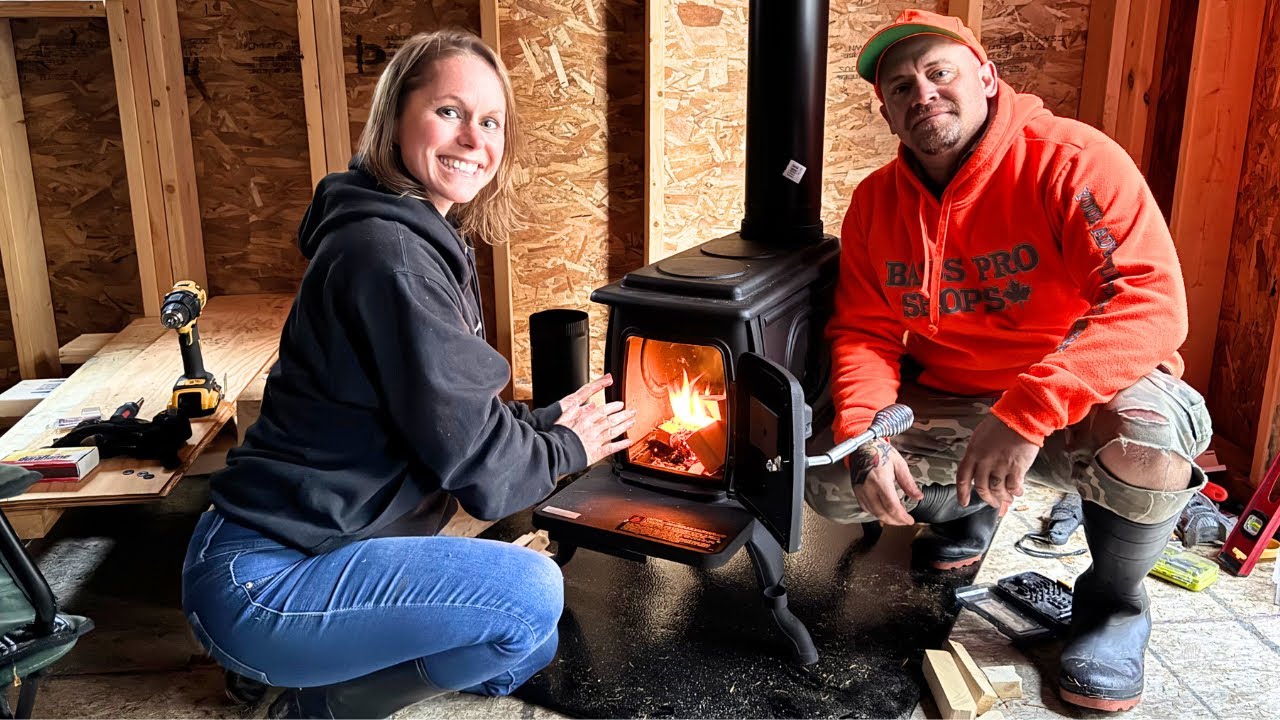 IT'S Getting HOT in the OFF GRID FOREST CABIN | Installing the US 900 ...
