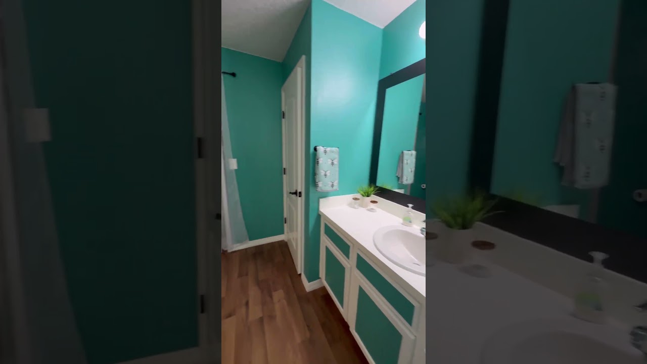 921 Wynnmere Walk Ave Ruskin WIDE LENS 2 Interior FOR SALE