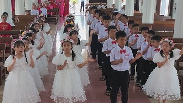 Các Em Thiếu Nhi Giáo Họ Đông Đường Giáo Xứ Tân Cường Dâng Hoa Kính Đức Mẹ 2025