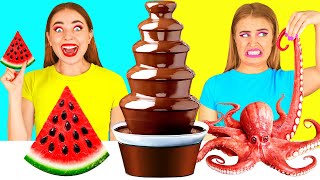 चॉकलेट फाउंटेन फोंड्यू चैलेंज | खाद्य लड़ाई BaRaFun Challenge