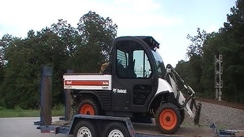 5600 ToolCat Utility Work Machine