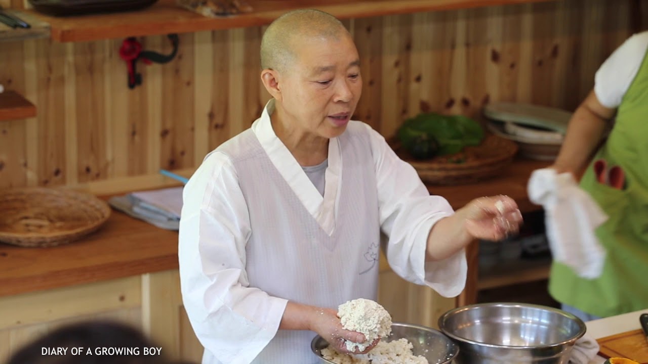Cooking class with Jeong Kwan - with English translation