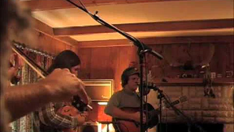 The Steel Wheels - Redwing -  feat. Robin and Lind...