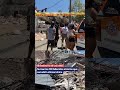 Terremoto en Colombia: la gente remueve escombros en Cali en búsqueda de supervivientes