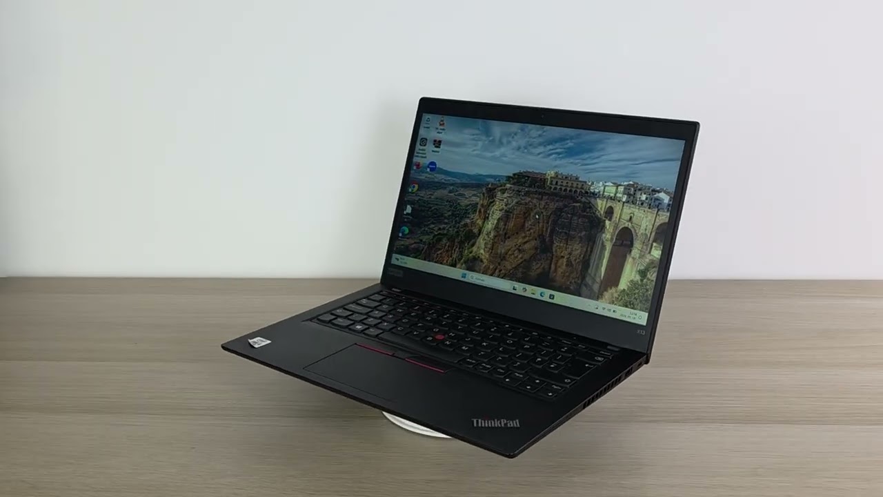 Lenovo ThinkPad X13 Gen 1 Laptop / i5-10310U / 16GB RAM / 256GB 