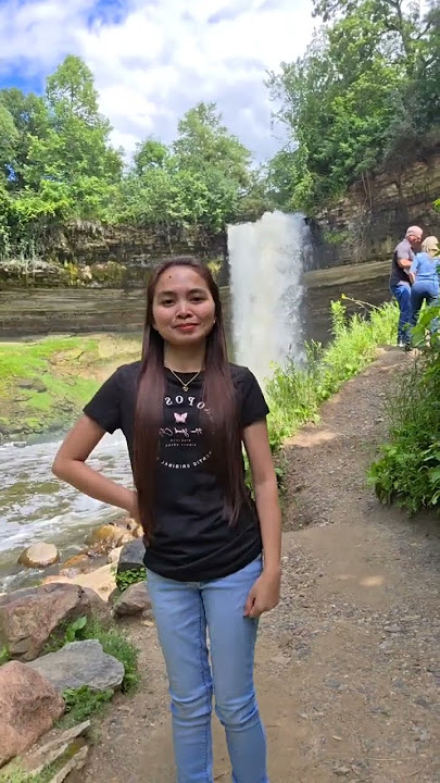 Hello🥰 #minnehahafalls #minnesota #shorts