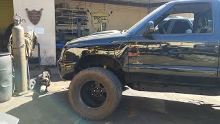 S10 suspension kit, body kit with wheel spacers.