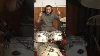 The best rock drum intro  by Dave Grohl #shorts #drumcover #drums #nirvana #smellsliketeenspirit