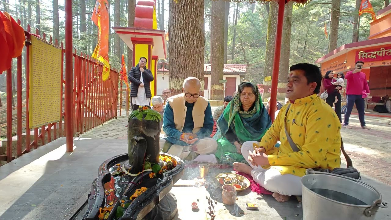 ताड़केश्वर महादेव के पावन प्रांगण में समस्त साधकों के कल्याण हेतु दिव्य अभिषेक #shiv #mahadev #rudra