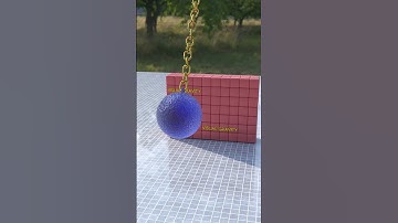 Ball vs Boxes – Rigid Body Simulation in Blender! #shorts