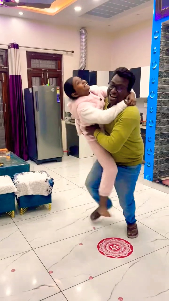 पापा अब भाग लो जल्दी ? #family #funny #avanishkumarverma