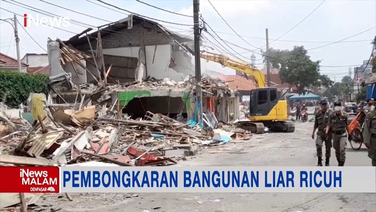 Pembongkaran Bangunan Liar di Bekasi Berlangsung Ricuh #iNewsMalam 18/11