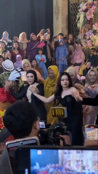 Aulia & Cahu Joget Heboh! Netizen Salfok ke Selfi Yamma & Lady Rara, Putri Isnari Ke Mana? #shorts