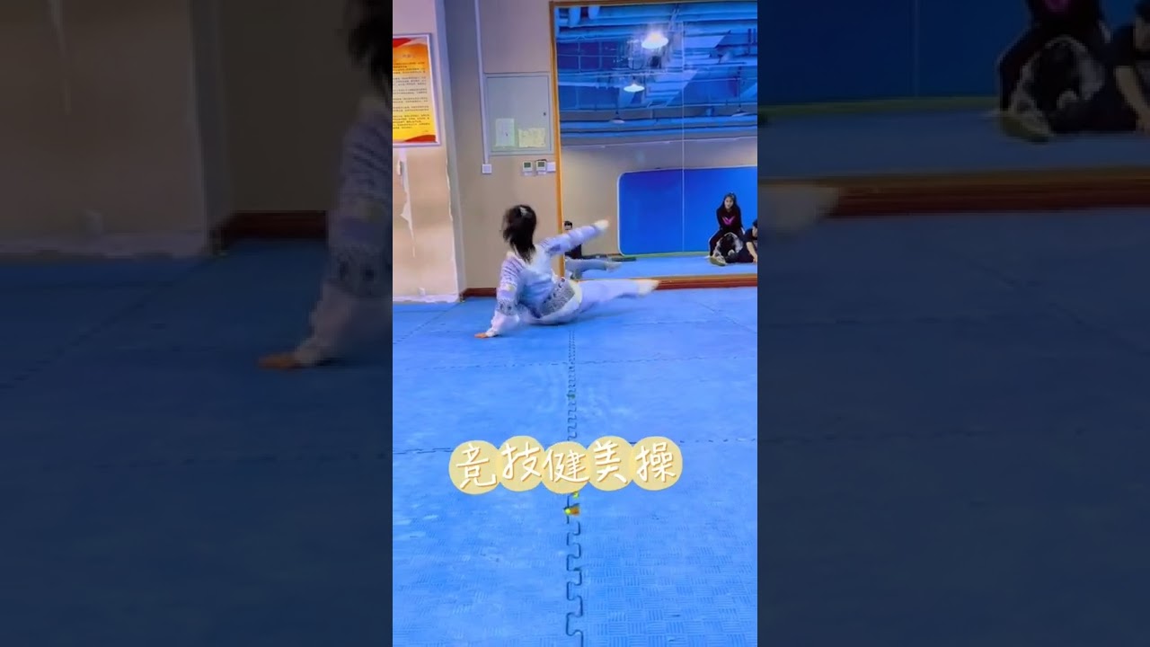 Flexible Asian Girl😳You Can,t Beat Her😏 