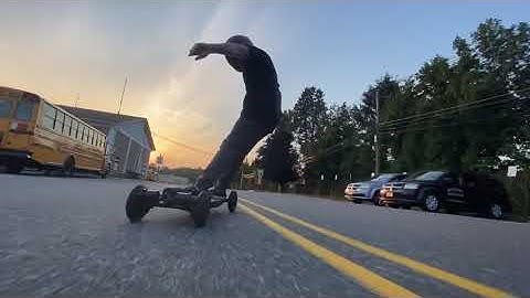 CARVING ON FLUX MOTION AT2