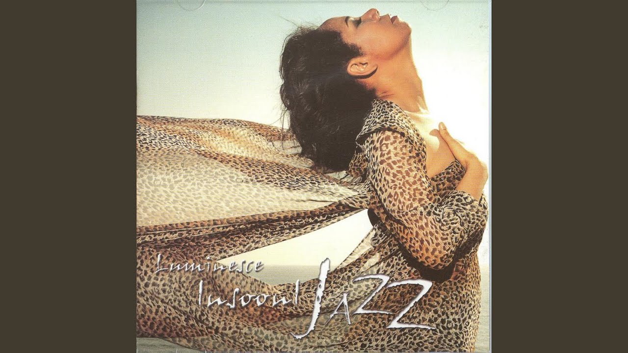 Obejrzyj Love w YouTube Obejrzyj Love w YouTube