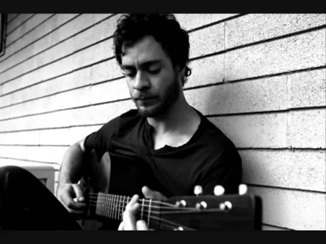 Amos Lee - Skipping Stone adlı videoyu YouTube'da izle Amos Lee - Skipping Stone adlı videoyu YouTube'da izle