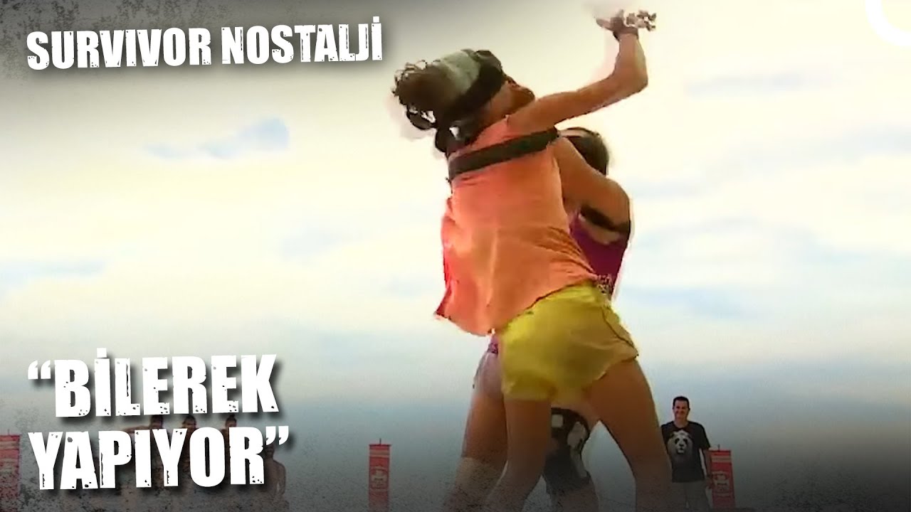 Serenay ve Özlem Oyun Sırasında Birbirine Girdi | Survivor Nostalji
