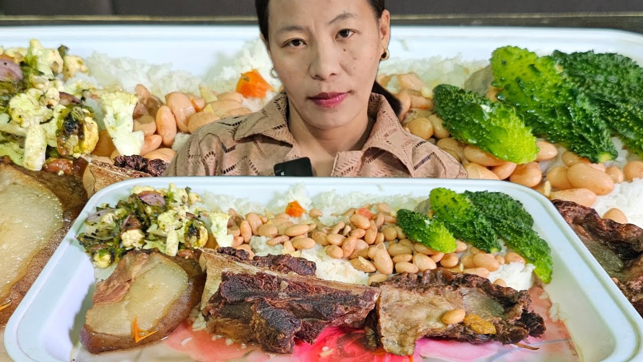 Smoked Pork With Kidney Beans | Salad | Bitter Gourd | Naga Mukbang 