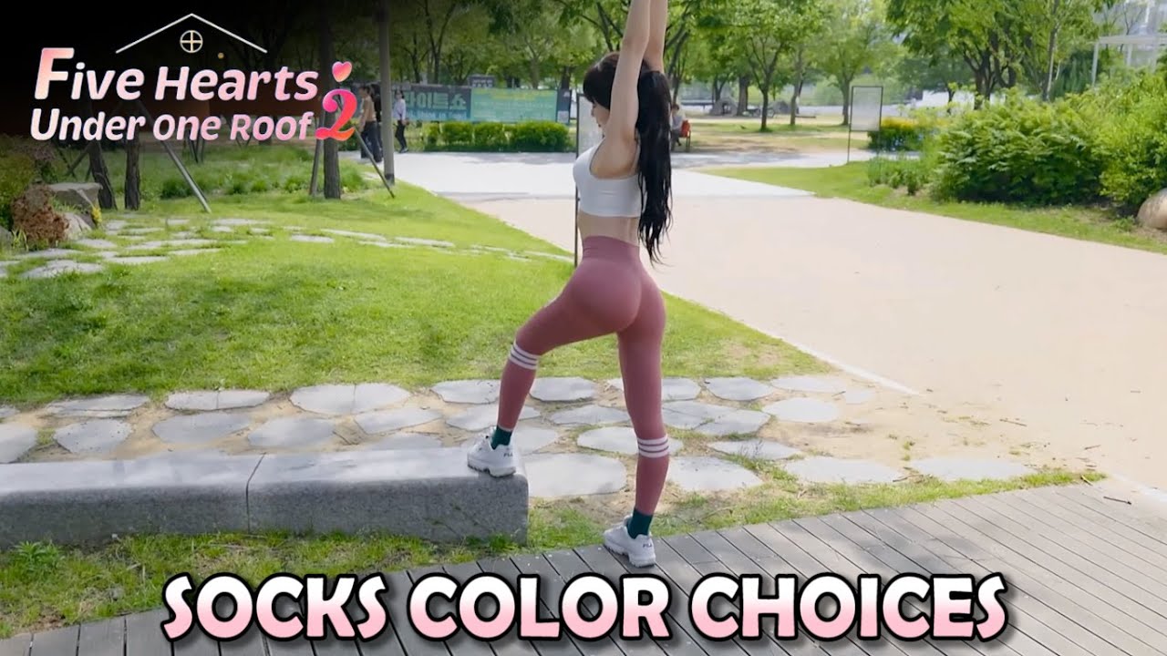 Какого цвета носки она выбирает | ПЯТЬ СЕРДЦ ПОД ОДНОЙ КРЫШЕЙ. 2 СЕЗОН (Без комментариев)
