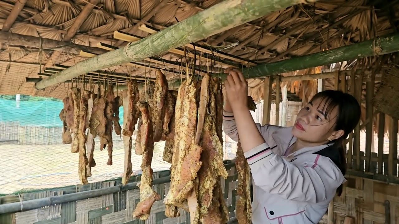 go to market buy warm blanket and make smoked pork - farm building | Chúc Thị Hồng
