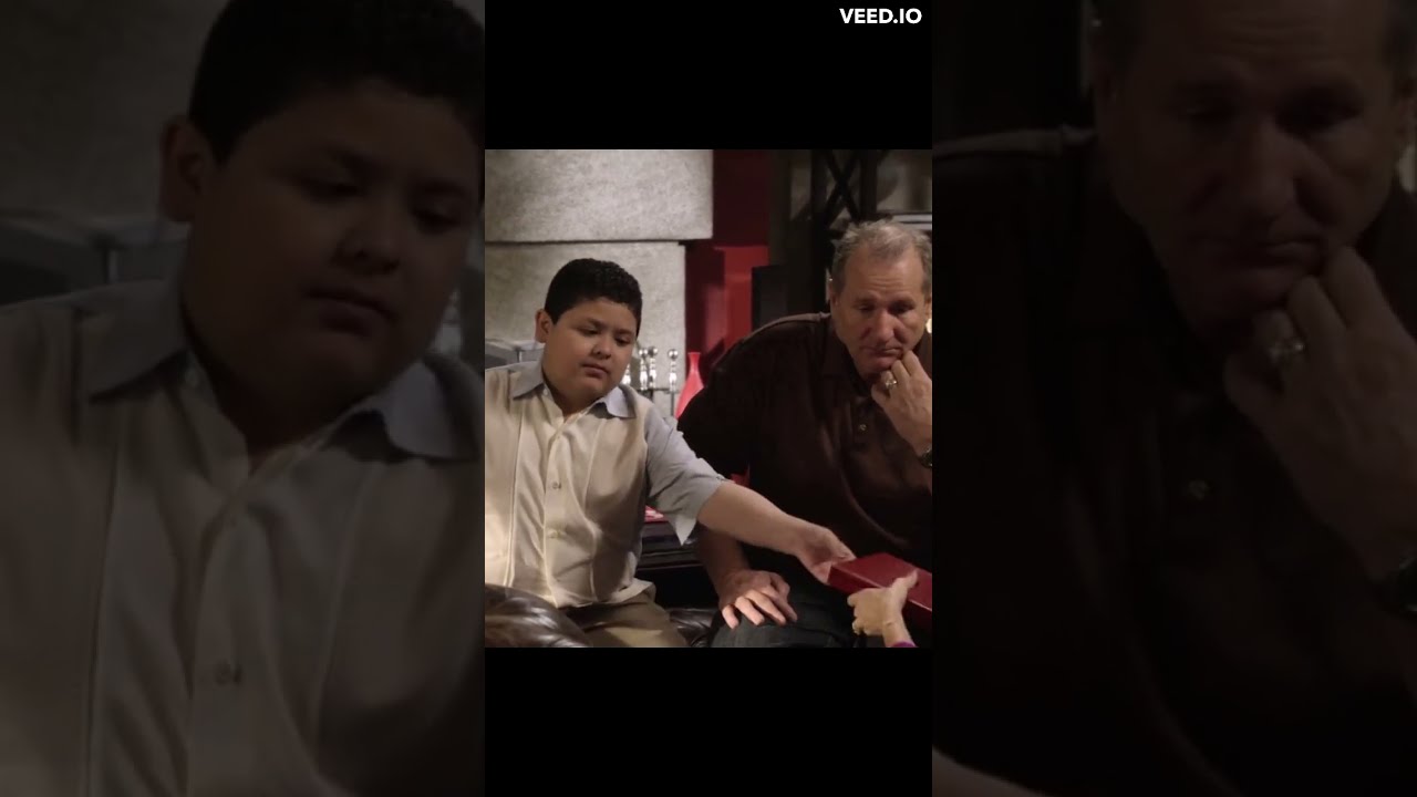 Manny Is Embarrassed In Front Of Jay And Gloria Modernfamily Comedy Sitcom