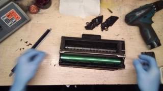 Заправка картриджа Samsung SCX-4100 // Cartridge refill Samsung SCX-4100 видео
