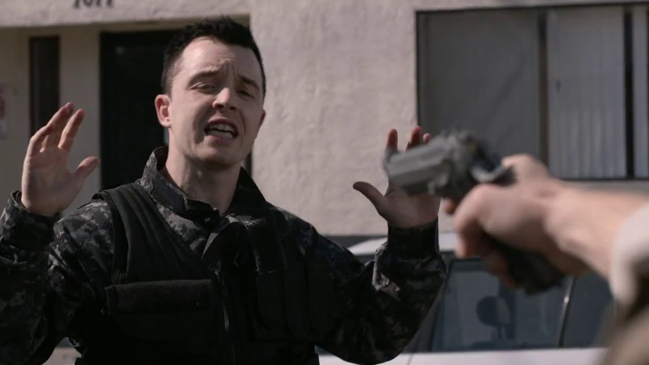 ian and mickey get robbed /  shameless 11x05