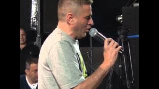 Baja Mali Knindza - Cele noci lutam ja po kafanama - (LIVE) - (Vucija Luka 2012) - (Tv Duga Plus)