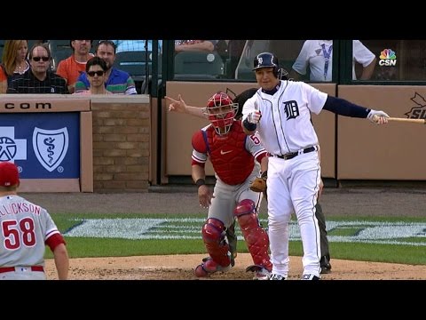 Cabrera gives Hellickson thumbs up after K