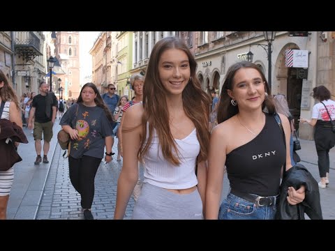 Girls in Poland Kraków smile for the camera 1