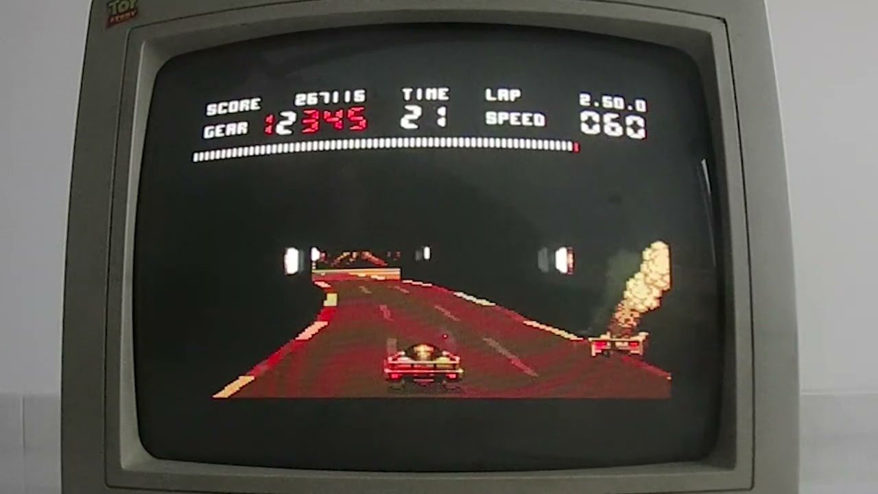 AMSTRAD 6128 PLUS - BURNING RUBBER BUG Y GAMEPLAY
