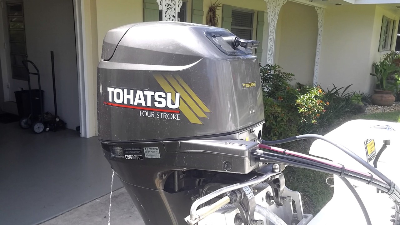 Моторы тохатсу бу купить. Tohatsu 30 four stroke. Tohatsu 25. Лодочный мотор Tohatsu 15. Лодочный мотор Tohatsu 9.9.